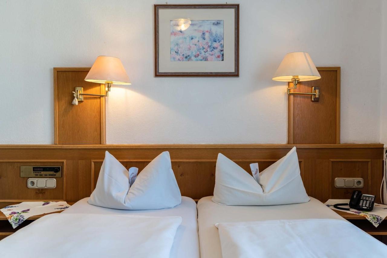 Hotel-Gasthof Zum Dragoner Peiting Esterno foto