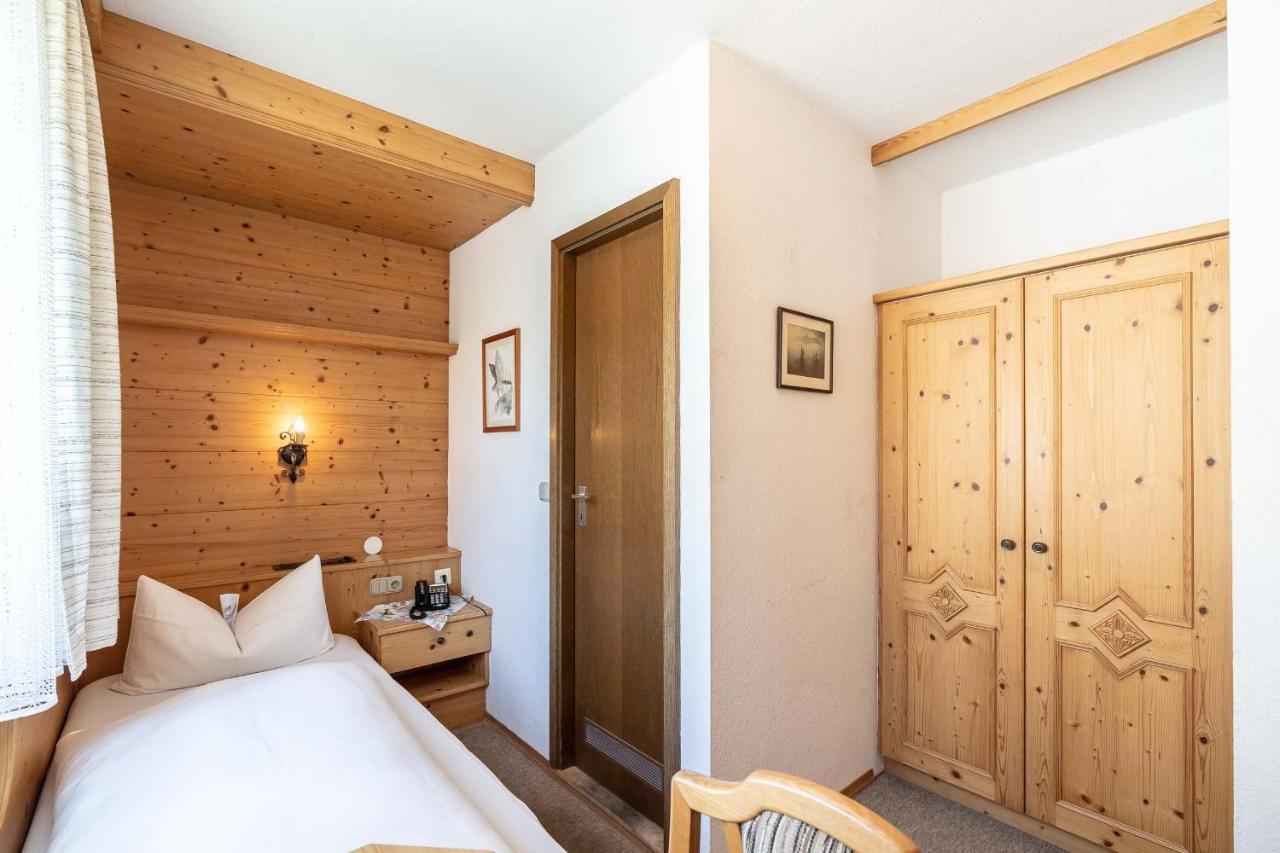 Hotel-Gasthof Zum Dragoner Peiting Esterno foto