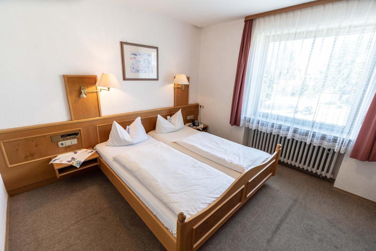 Hotel-Gasthof Zum Dragoner Peiting Esterno foto