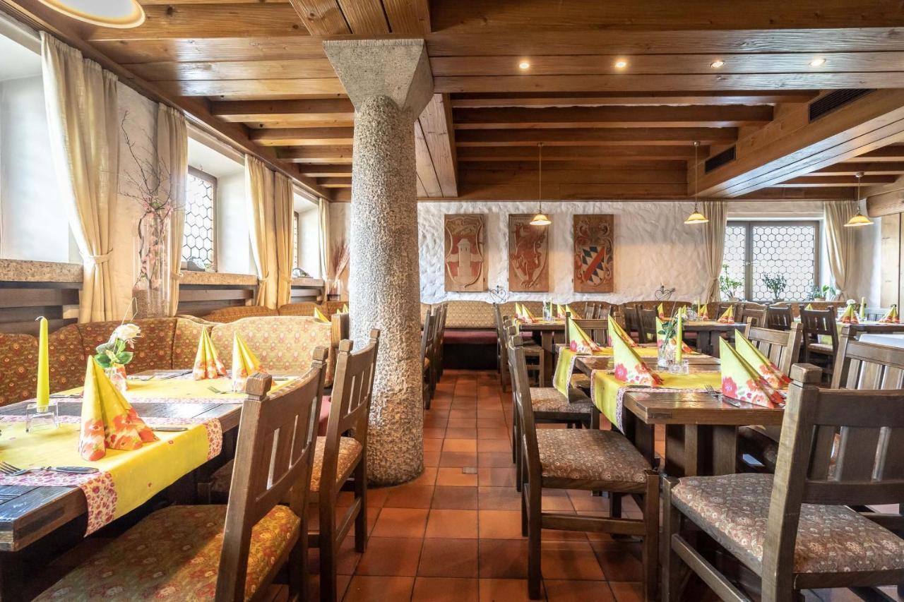 Hotel-Gasthof Zum Dragoner Peiting Esterno foto